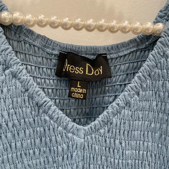 🔴BLUE DOTTED TULLE SMOCKED MATERNITY🔴 - Picture 10 of 12